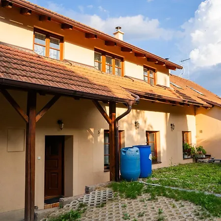 Na Krakovci U Rakovníka Сasa de vacaciones *